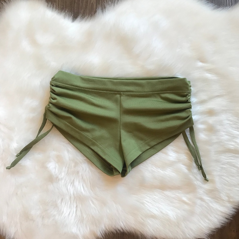Mika Yoga Wear Short